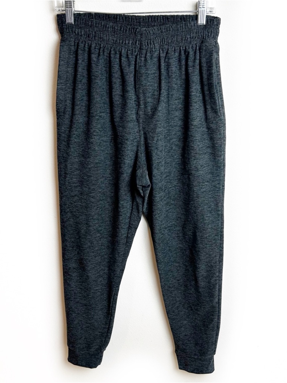 Beyond Yoga Men's Freefit Jogger Space Dye Gray size: L